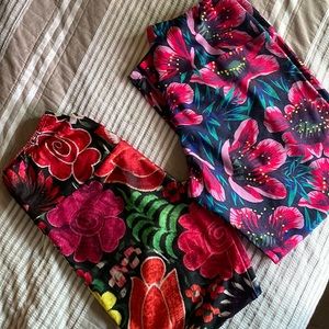 Two Pairs of Gokd Sheep capri leggings